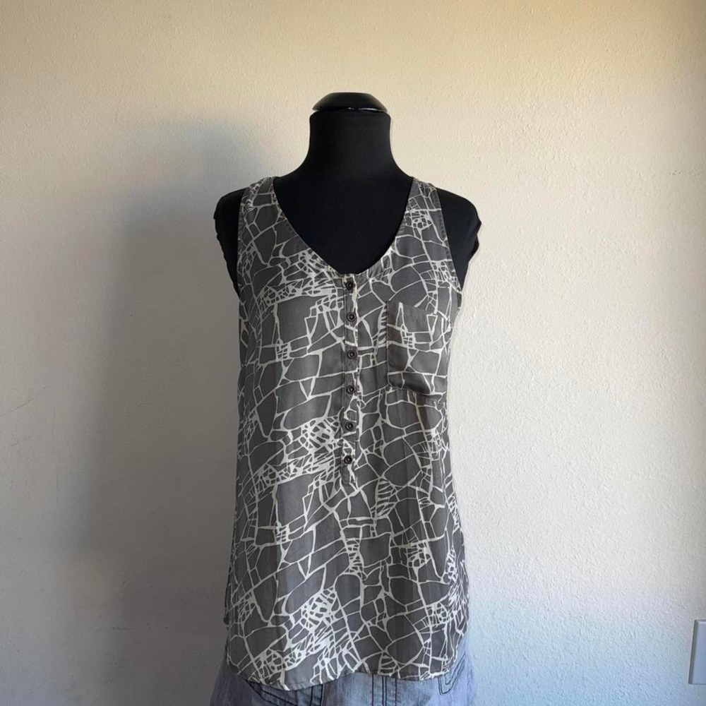 Mossimo Sheer Cracked Mosaic Print Racerback Tank Top Grey White Y2K Button Up